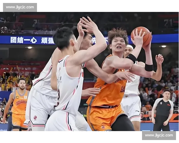 2009年中伊男篮巅峰对决背后的荣耀挫折与时代转折启示记忆